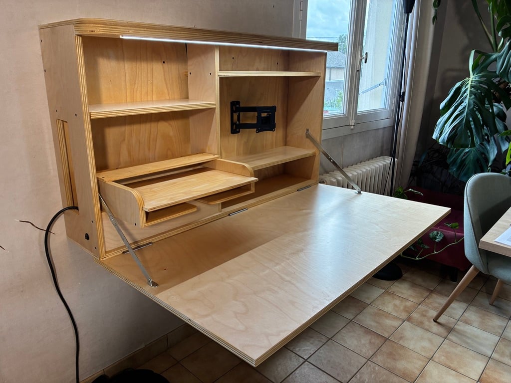 Bureau mural rabattable ouvert avec rangement et tablette pour ordinateur portable